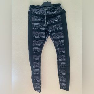 Nike camouflage leggings